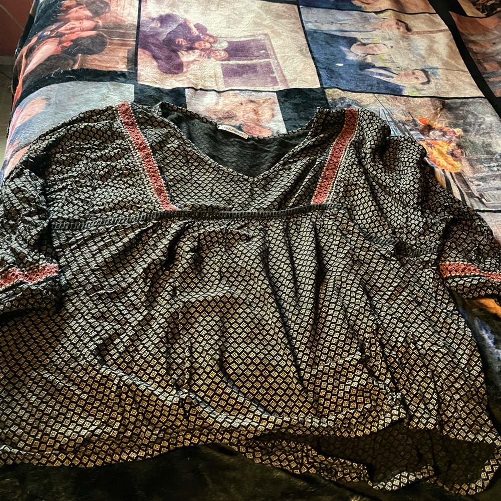 Pretty Maurice’s shirt
